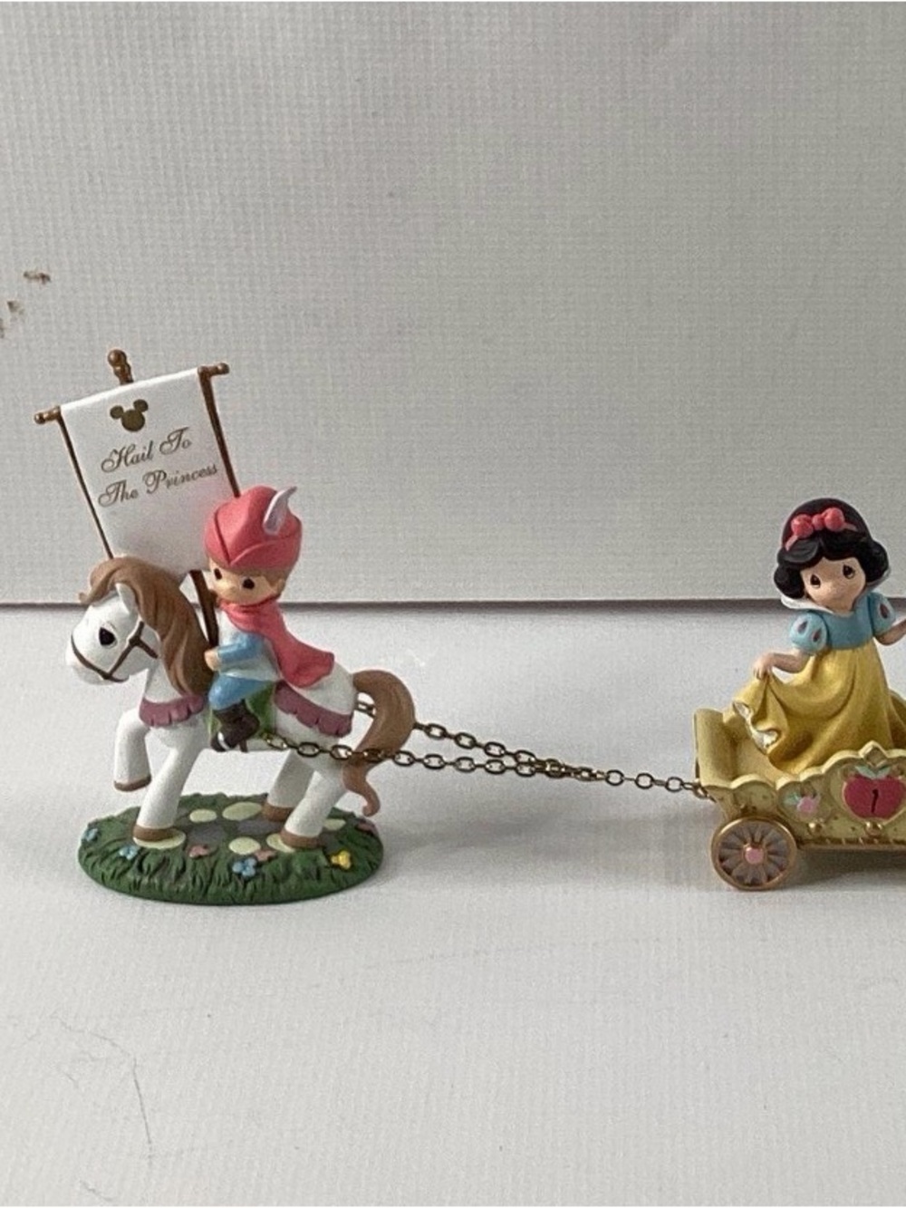 Precious moments Disney Princess birthday train first two pieces, Snow White